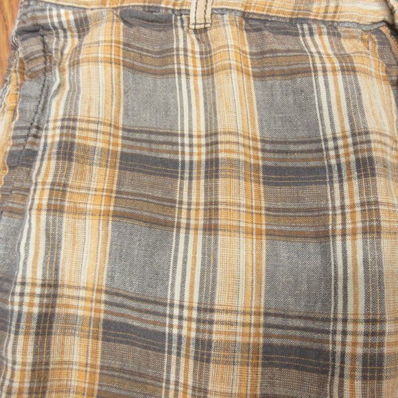 TOMMY BAHAMA REGULAR FIT SHORTS 100% LINEN BROWN PLAID Sz 36 - Picture 2 of 4